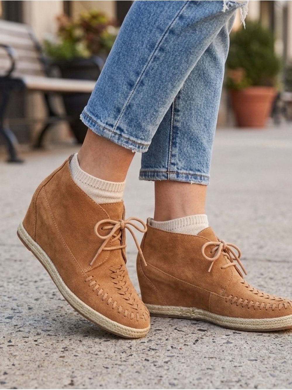 Crown Tan Suede Women's Moccasins Espadrille Size M7